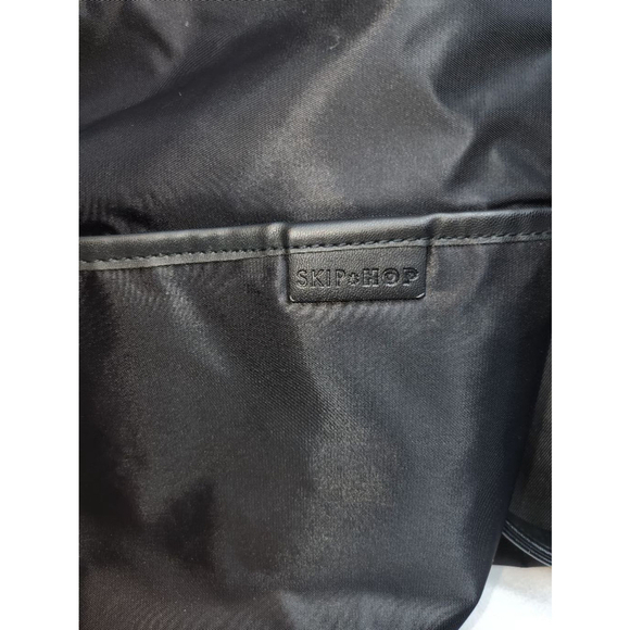 NWOT | Skip Hop | Diaper Bag | Black | 2PC - Picture 6 of 7